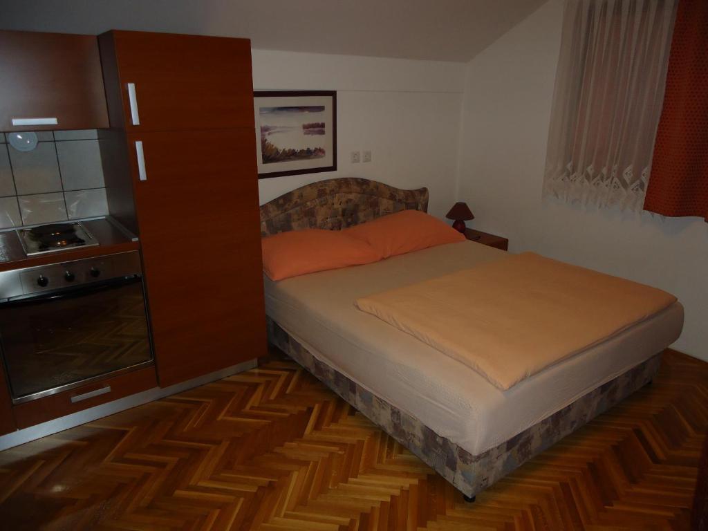 Bed and Breakfast Pansion Antonio Slavonski Brod Pokoj fotografie