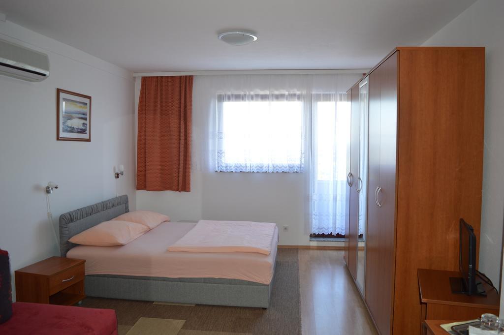 Bed and Breakfast Pansion Antonio Slavonski Brod Exteriér fotografie