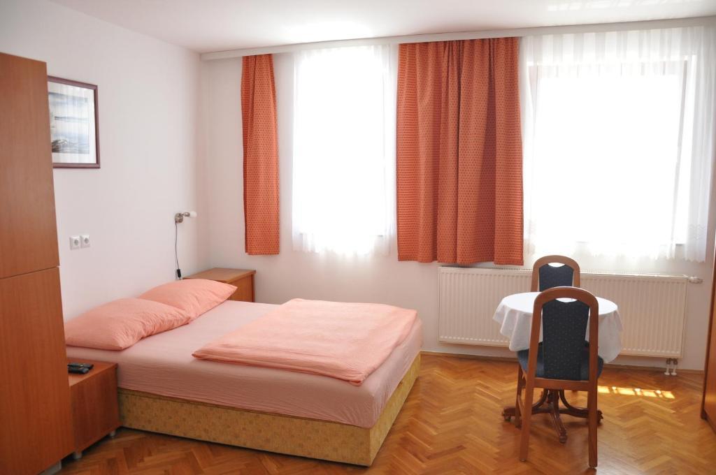 Bed and Breakfast Pansion Antonio Slavonski Brod Exteriér fotografie